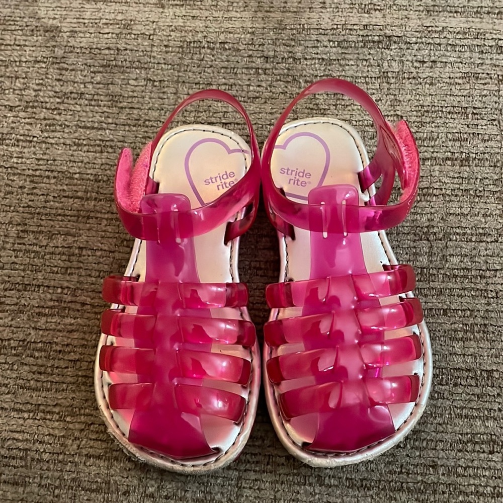 Pinky jelly sandals
